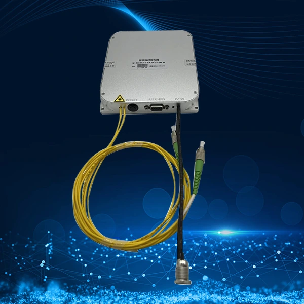 Amplificador óptico de fibra